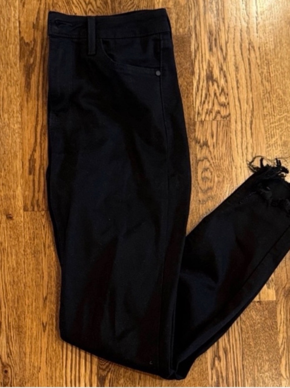 Just Black Denim Women's Black
Frayed Hem Jeans Size 28